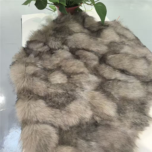 Jacquard Spliced Faux Fox Fur Fabric (4)