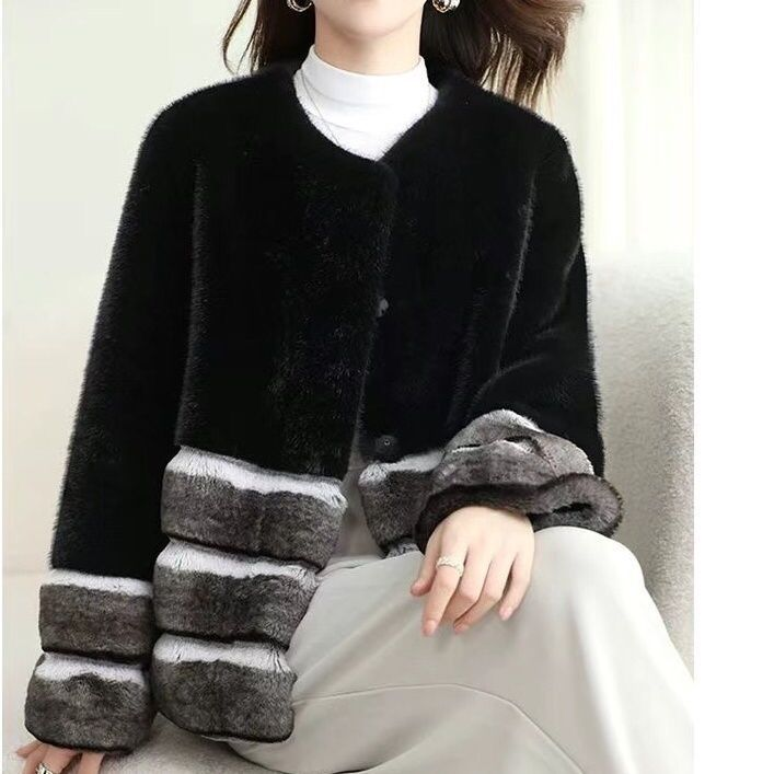 Mink Fur and Chinchilla Fur Blend Coat (10)