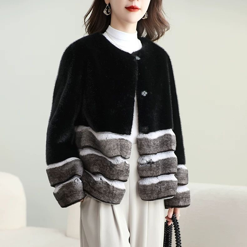 Mink Fur and Chinchilla Fur Blend Coat (6)