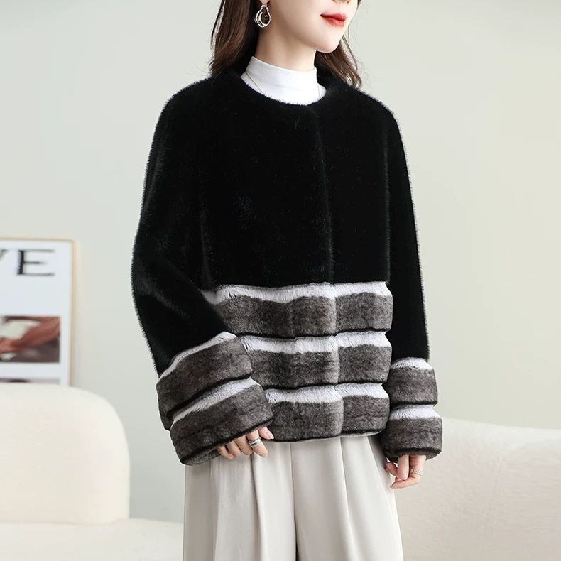 Mink Fur and Chinchilla Fur Blend Coat (8)